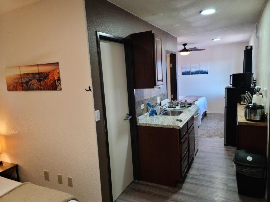 069B Comfortable Suite With Kitchenette And King Bed Near South Rim Sleeps 4 Valle Exterior foto